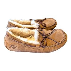 UGG Australia Womens Chestnut Brown Moccasin Slipper Shoes SIZE 7 EUC